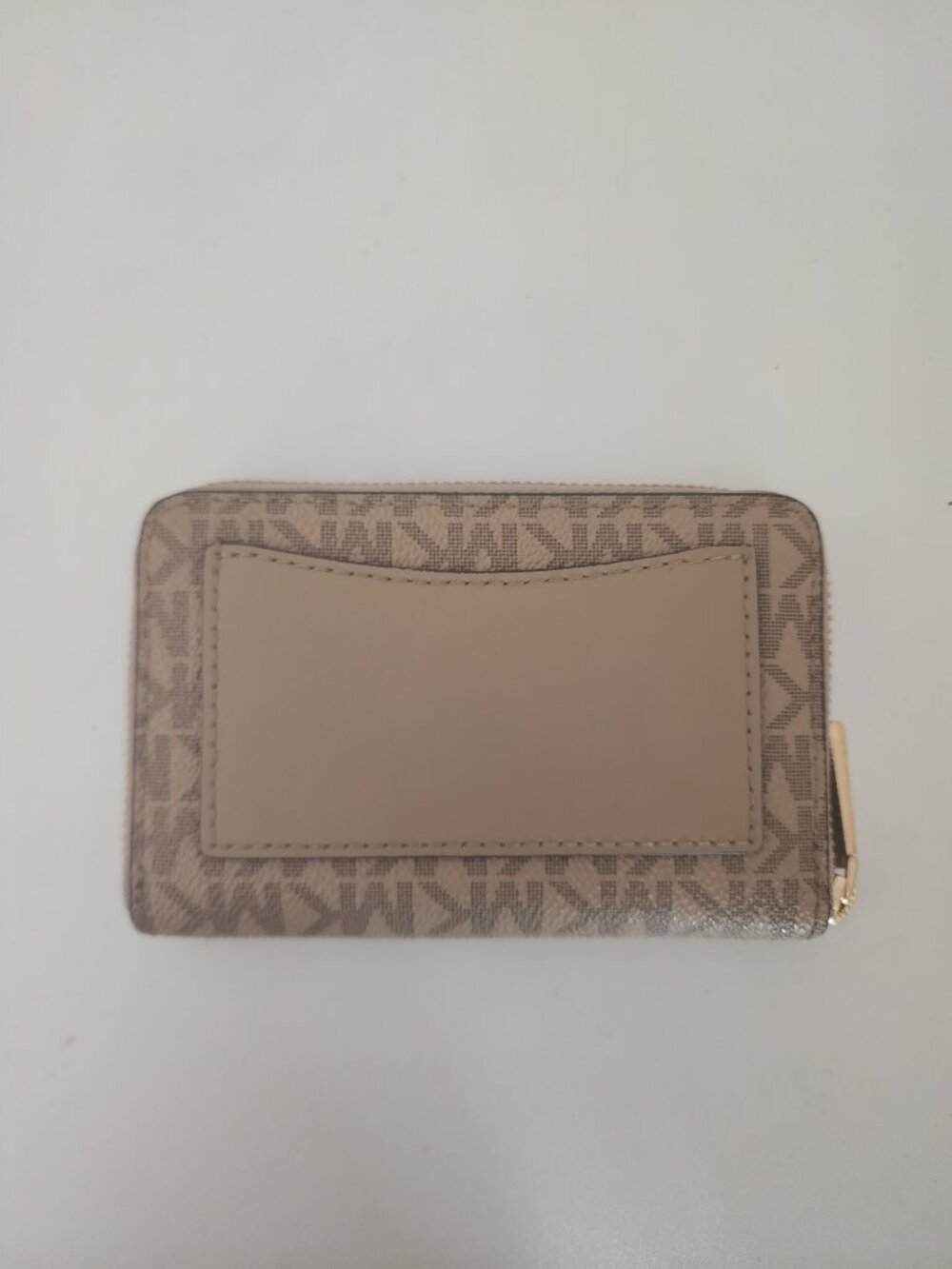 Michael Kors Jet Set Small Zip-Around Card Case in Husk - Picture 2 of 3